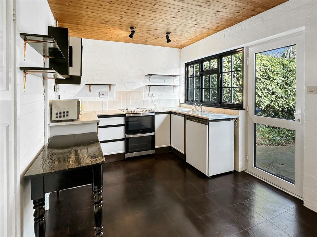 Additional image 4 of High Street, Girton, Cambridge