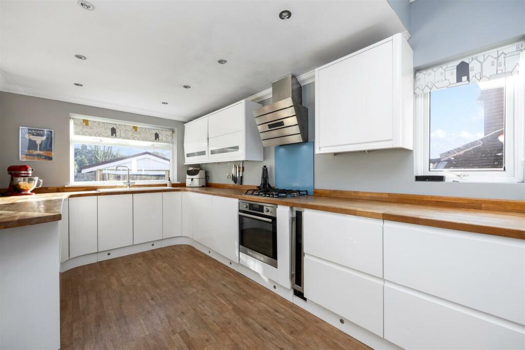 Additional image 8 of High Park Avenue, Hove
