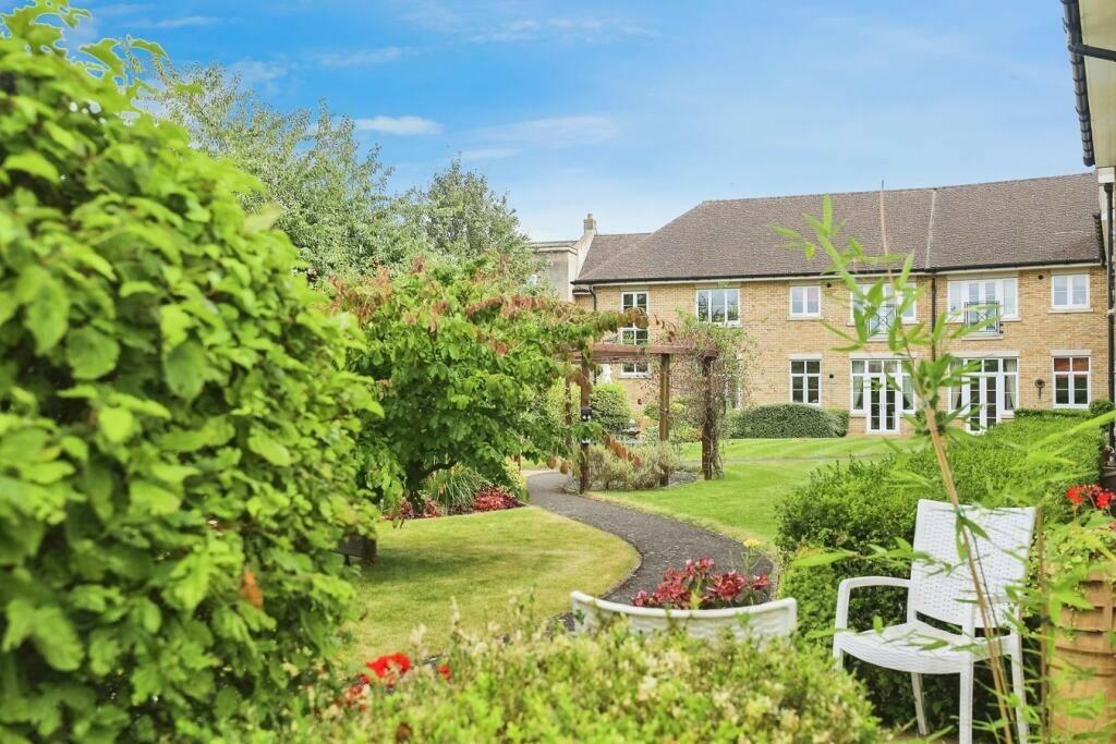 Additional image 7 of 4 Cavendish Court, Sackville Way, Cambourne, Cambridge, CB23 6HB