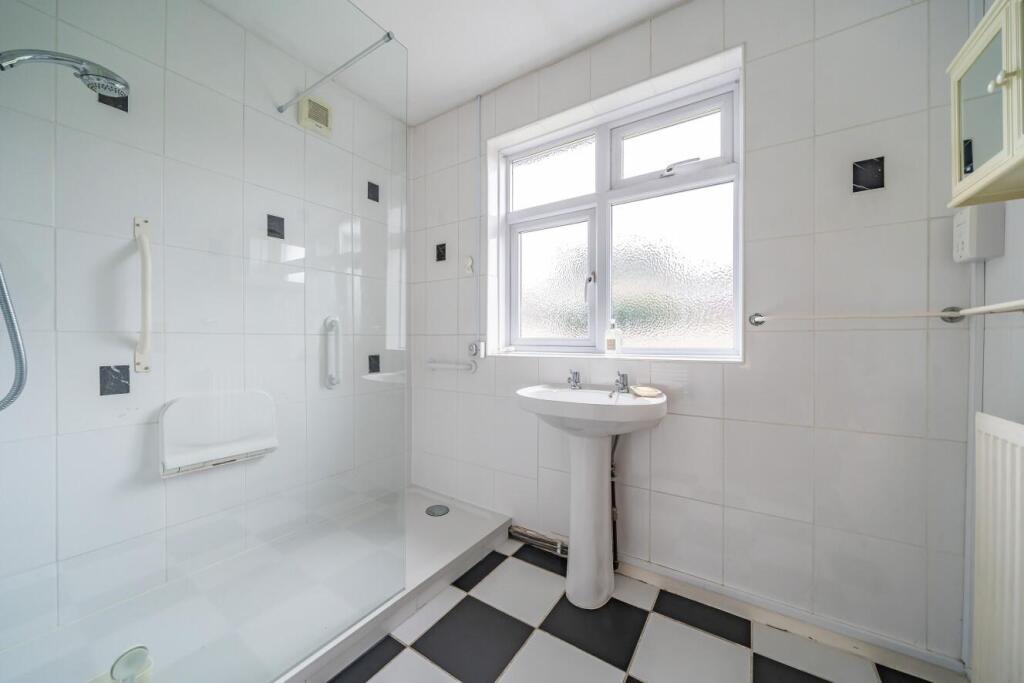 Additional image 8 of Empress Drive, Chislehurst