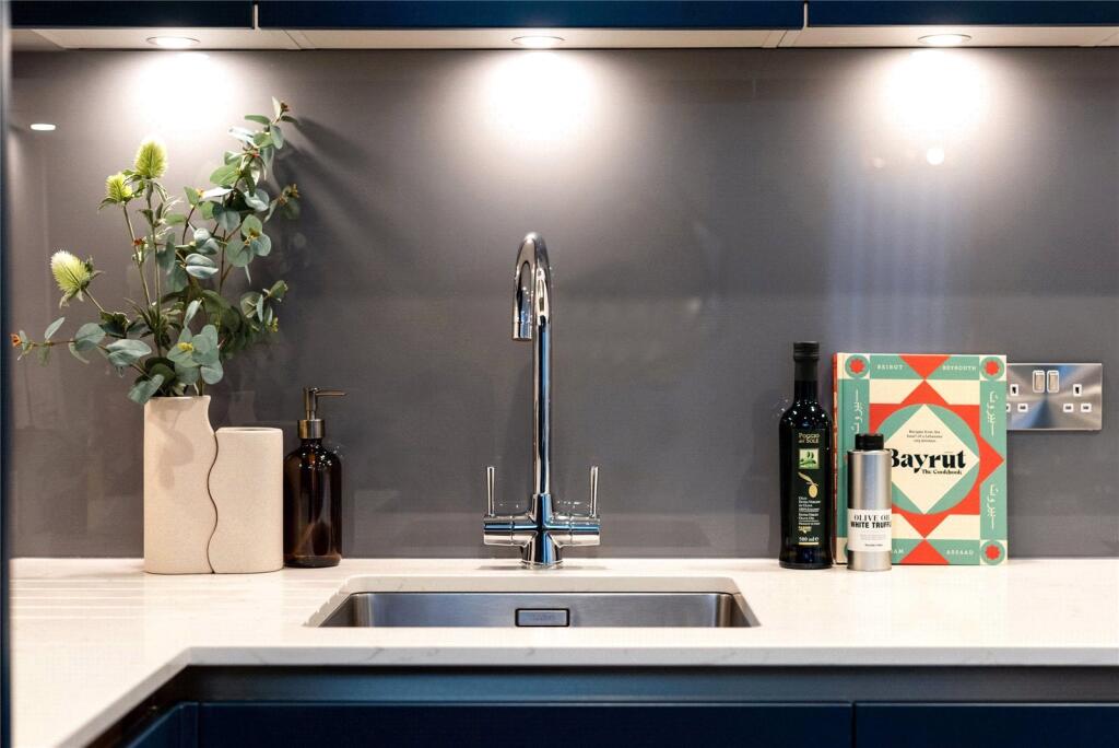 Additional image 6 of Grand Avenue, Hove, East Sussex, BN3