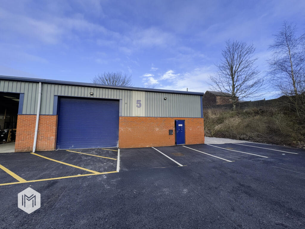 Bury New Road, Breightmet, Bolton, Greater Manchester, BL2 6QE