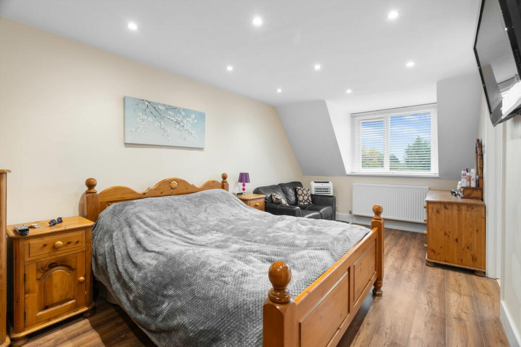 Additional image 27 of King Street, Rampton