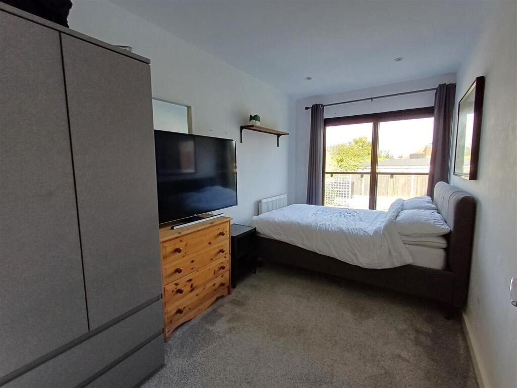 Additional image 13 of 16 South Coast Road, Peacehaven