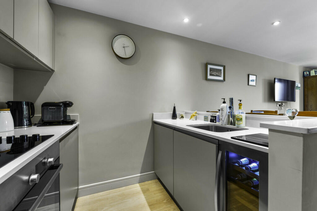 Additional image 3 of St Winefrides, Romilly Crescent