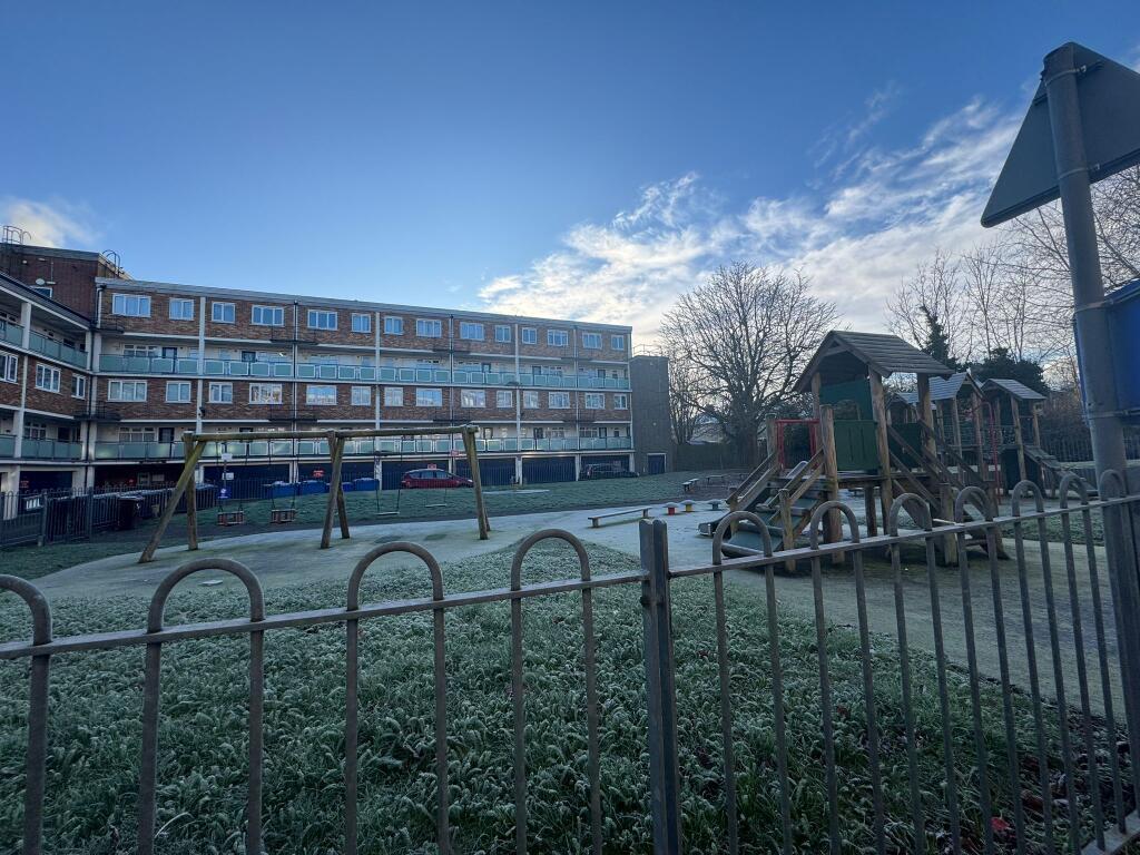Additional image 6 of 56 Churchill Court, Newmarket, Suffolk CB8 0JZ