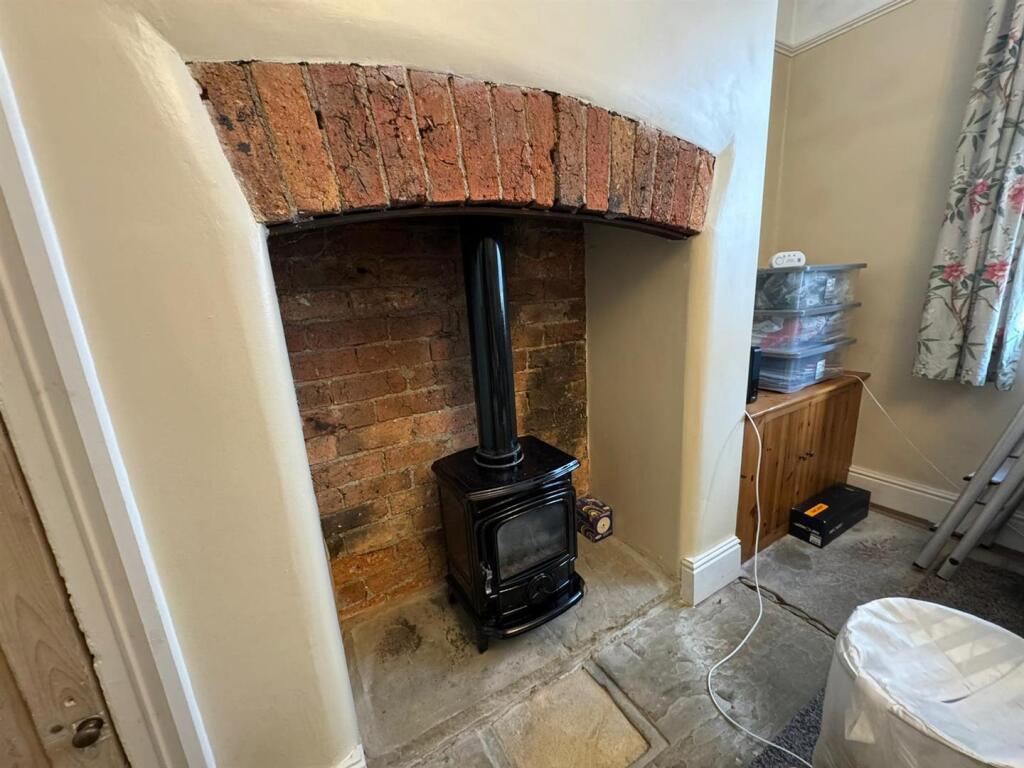 Additional image 4 of Edward Street, Shipley