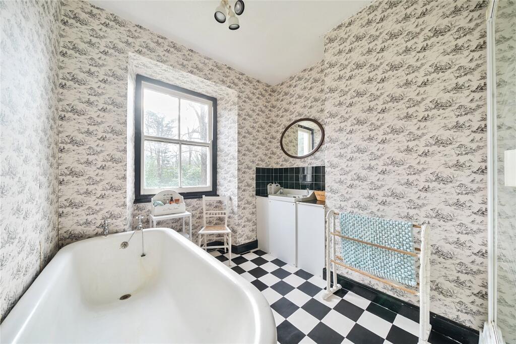 Additional image 29 of Sopley, Christchurch, BH23