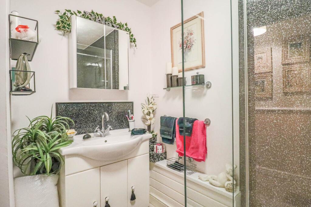 Additional image 14 of Carlton Mansions South - Beach Front Apartment