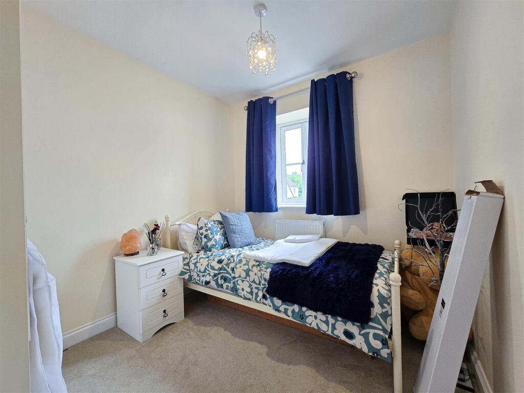 Additional image 12 of 2 The Pastures, Meare