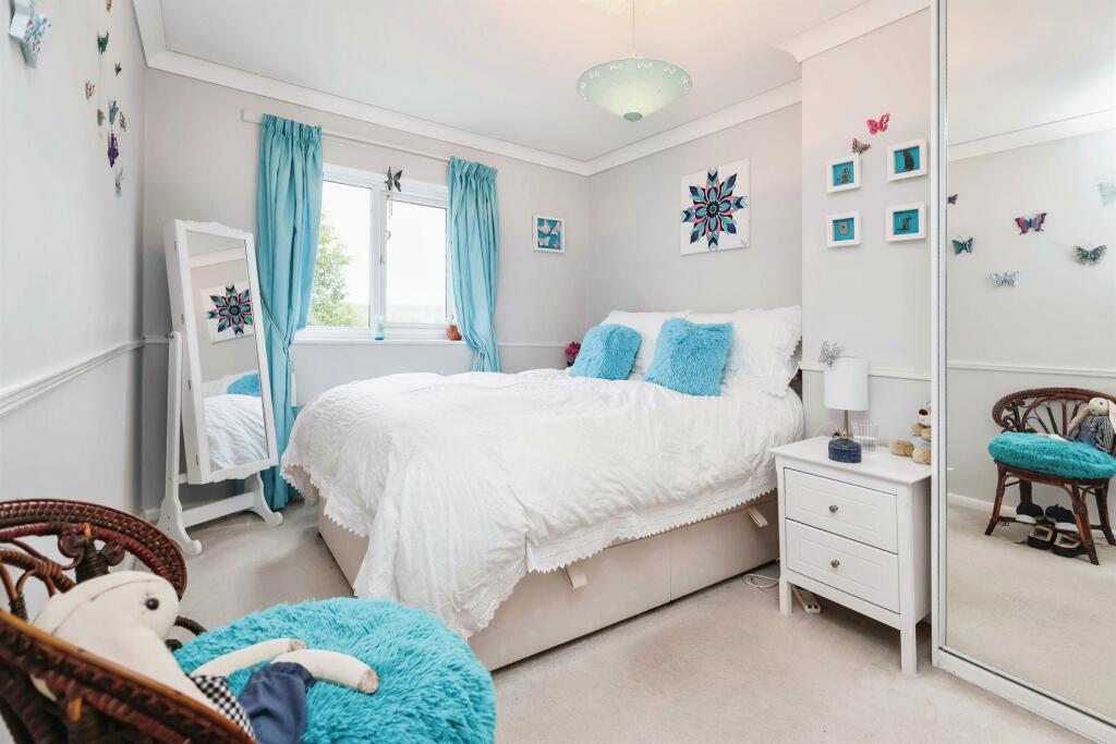 Additional image 10 of Foxglove Crescent, Birmingham