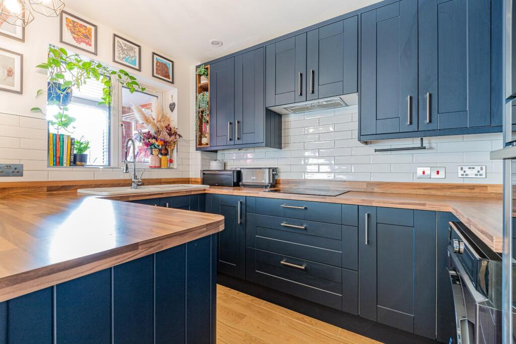 Additional image 3 of Halliard Court, Cardiff