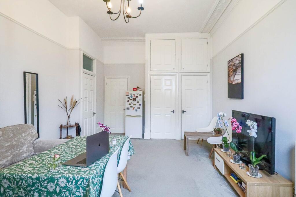 Additional image 5 of Ellenborough Crescent, South Ward