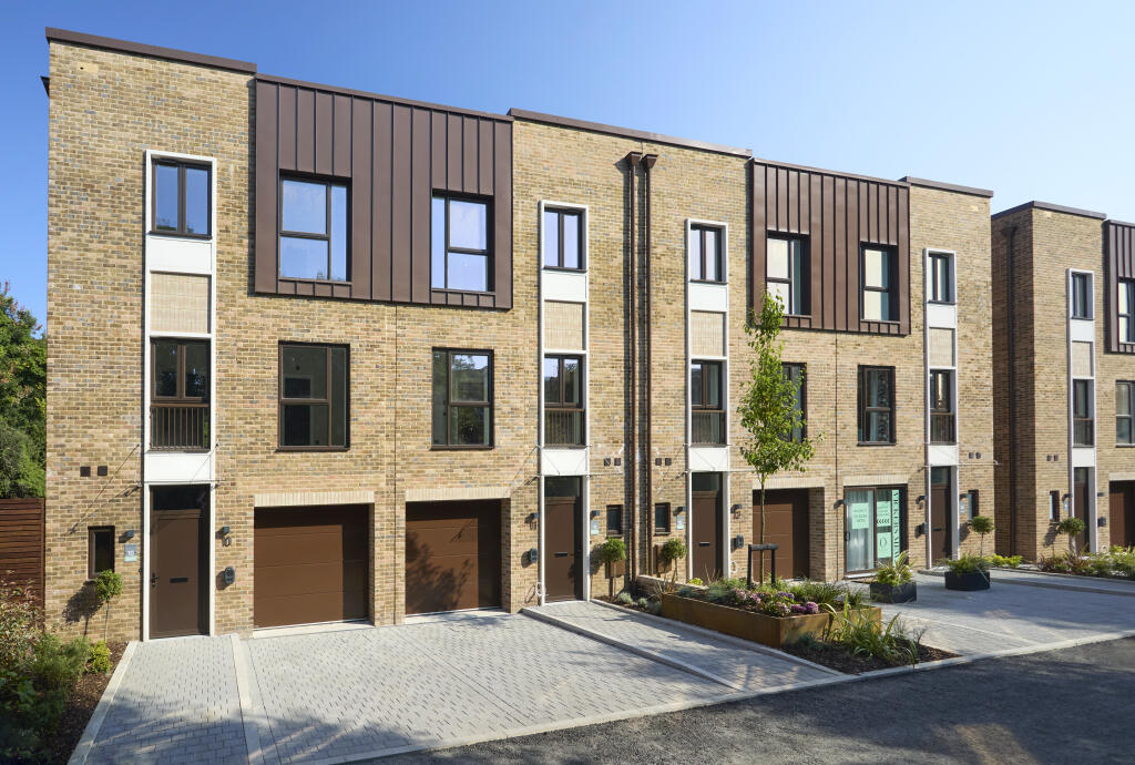 Vickers Mews, London Road, St. Albans, Hertfordshire, AL1