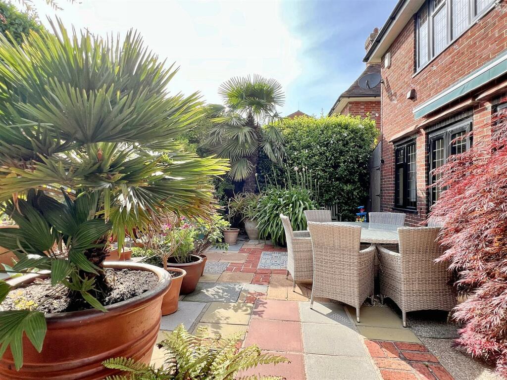 Additional image 19 of Carew Road, Eastbourne