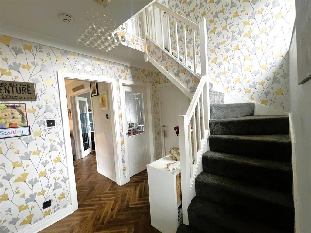 Additional image 7 of Markfield Close, Low Moor, Bradford