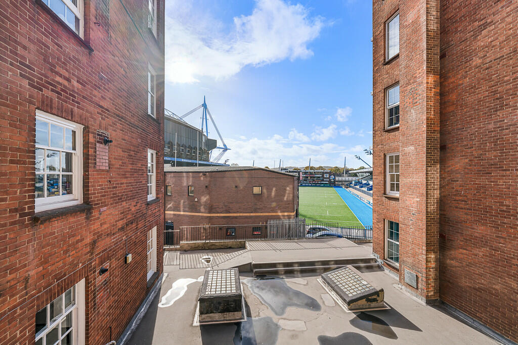 Additional image 7 of Warwick House, Westgate Street, City Centre