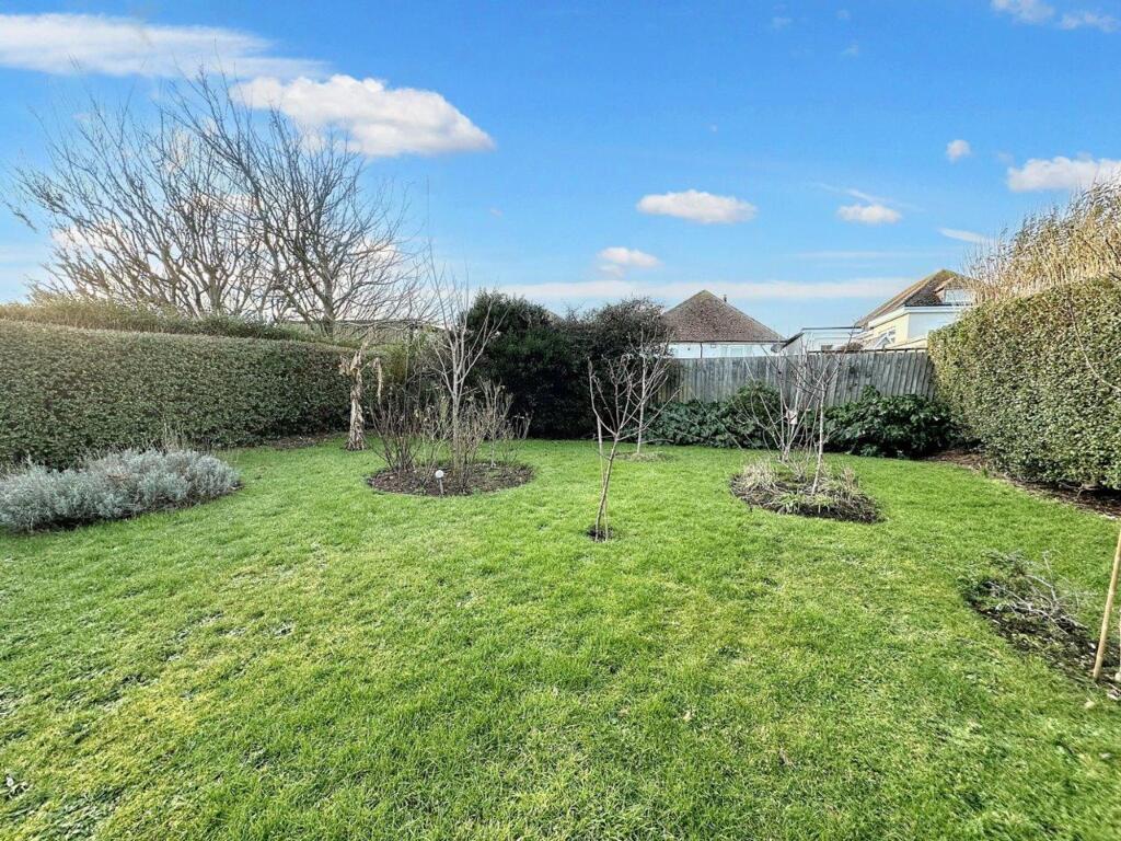 Additional image 36 of Broomfield Avenue, Telscombe Cliffs, BN10 7AJ