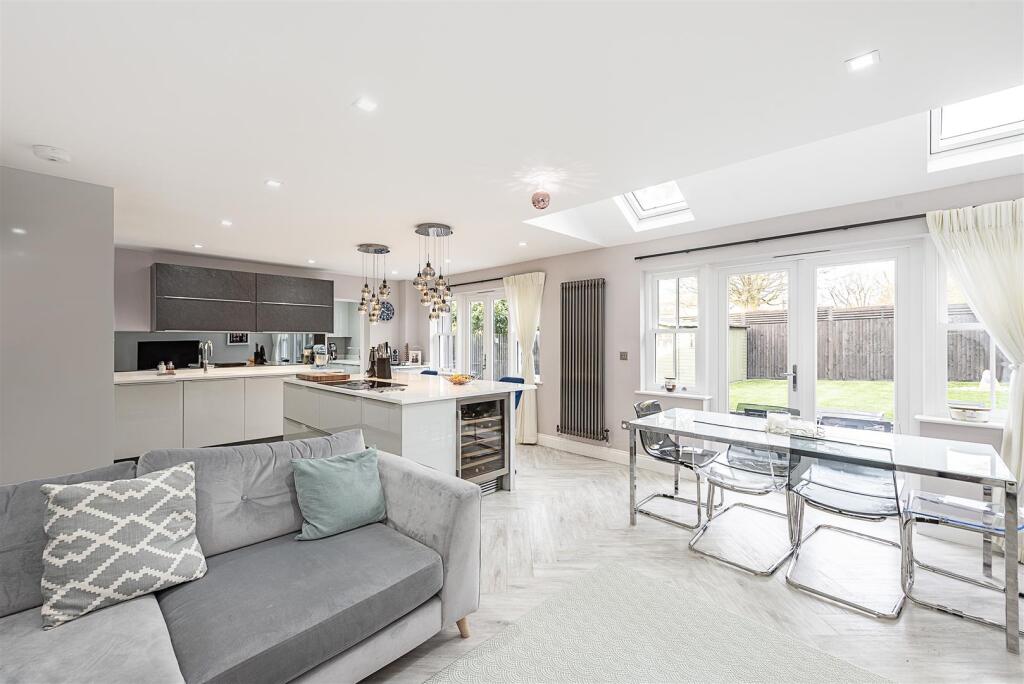 Additional image 4 of Crabtree Lane, Harpenden
