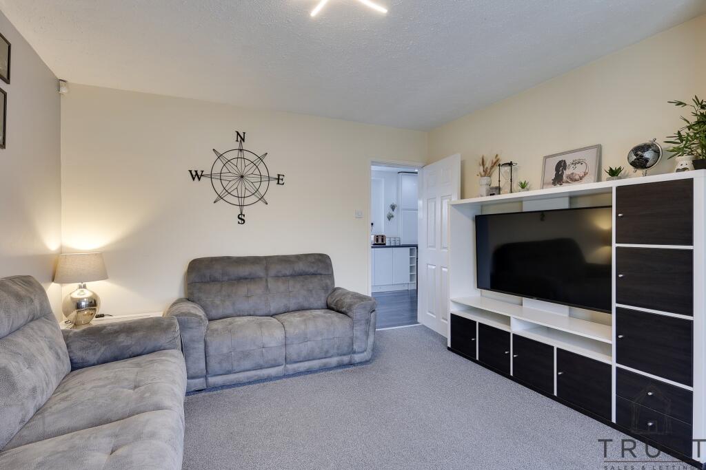 Additional image 10 of Links Avenue, Cleckheaton