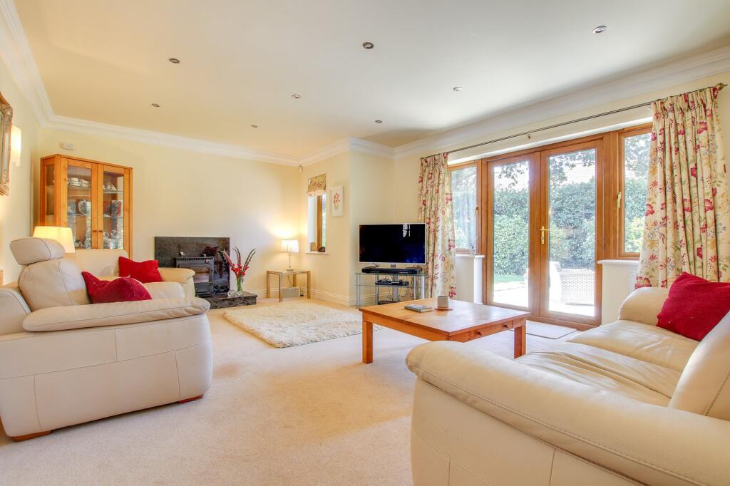 Additional image 20 of Hermitage Close, New Milton, BH25