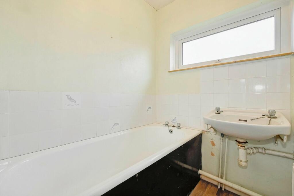 Additional image 14 of St Marys Avenue, Hailsham, BN27