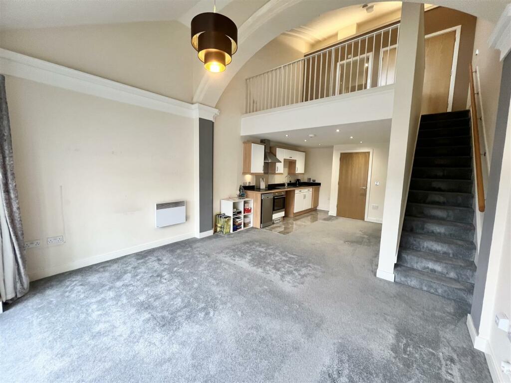 Additional image 6 of Knightstone Theatre, Weston-Super-Mare - NO CHAIN!