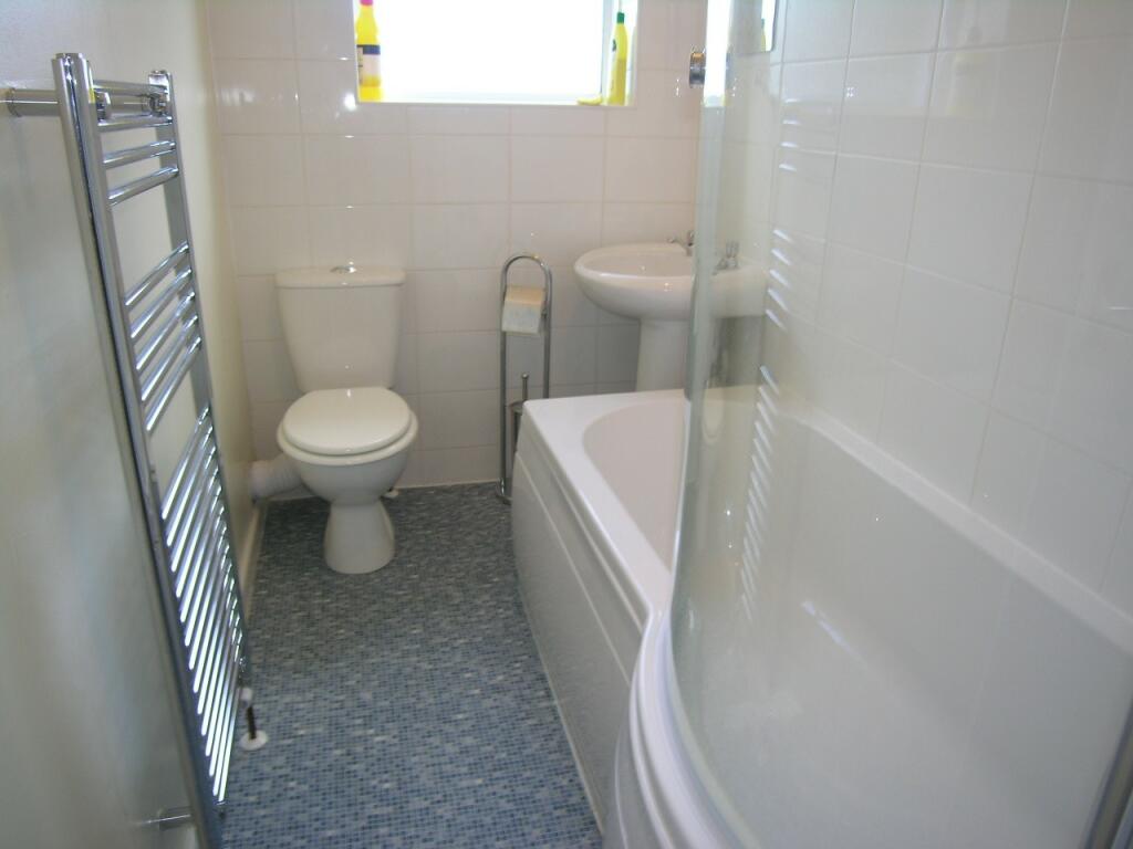 Additional image 10 of 4 bedroom Detached House in Charminster