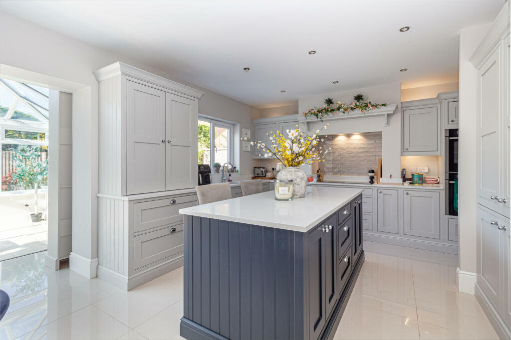 Additional image 4 of Platform Road, Aston Fields, Bromsgrove