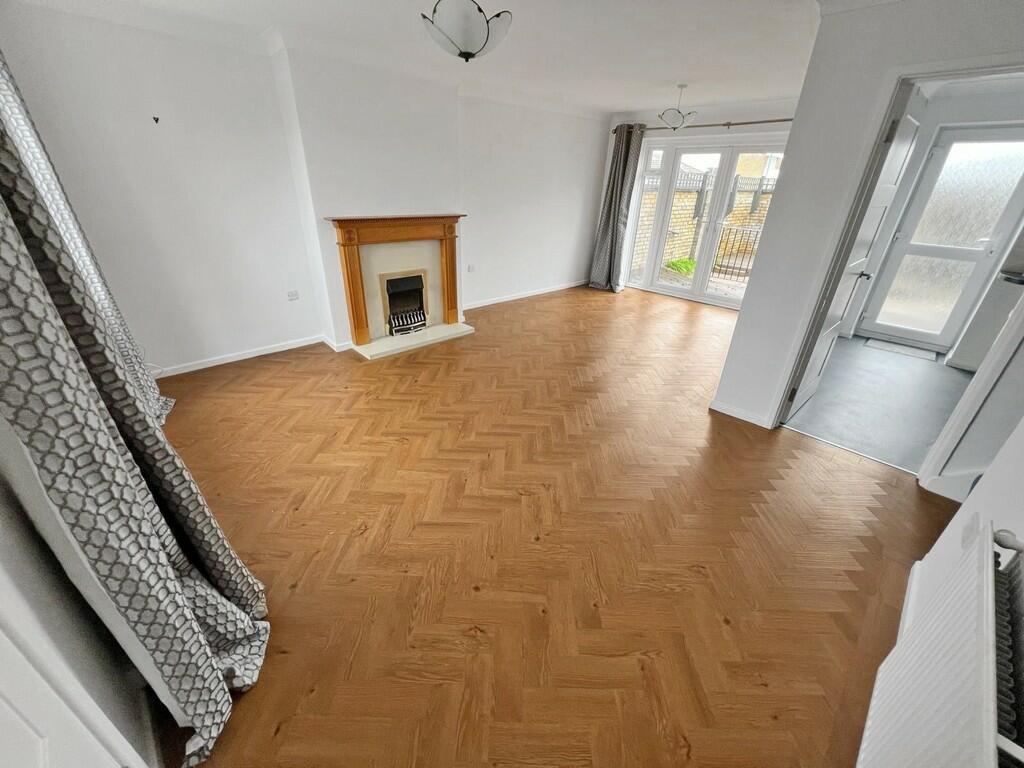 Additional image 4 of Weald Dyke, Shoreham-by-Sea