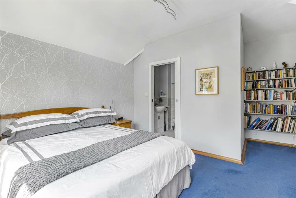 Additional image 16 of Fordham Road, Newmarket