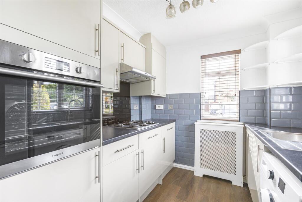 Additional image 4 of Vincenzo Close, Welham Green , Herts