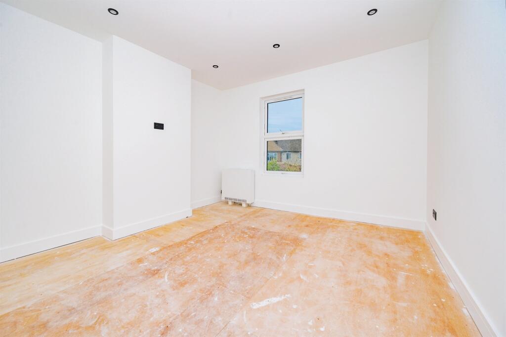 Additional image 7 of Park Street Lane, Park Street, St. Albans