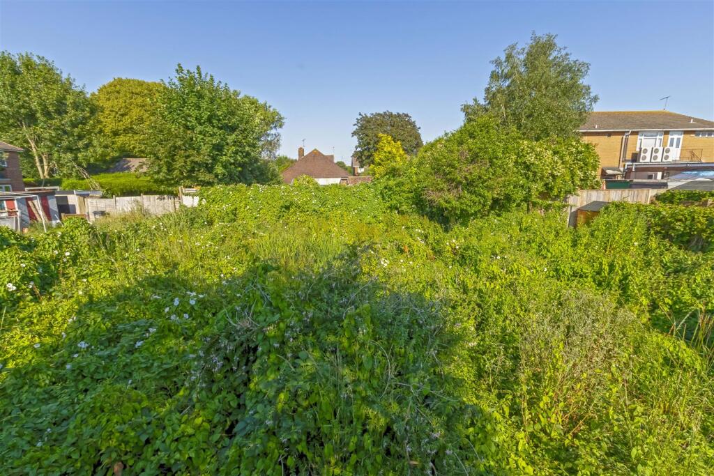 Additional image 12 of Cumbrian Close, Worthing, BN13 2JF