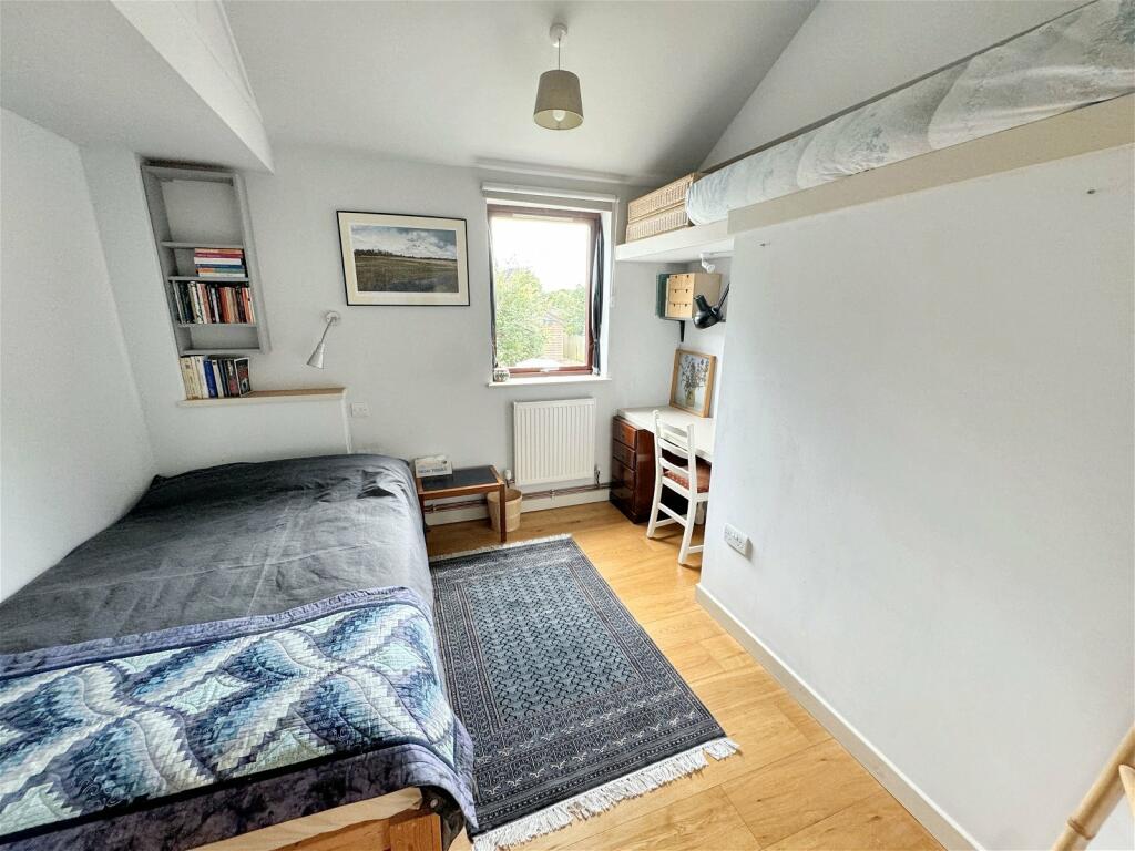 Additional image 32 of Station Road, Haddenham