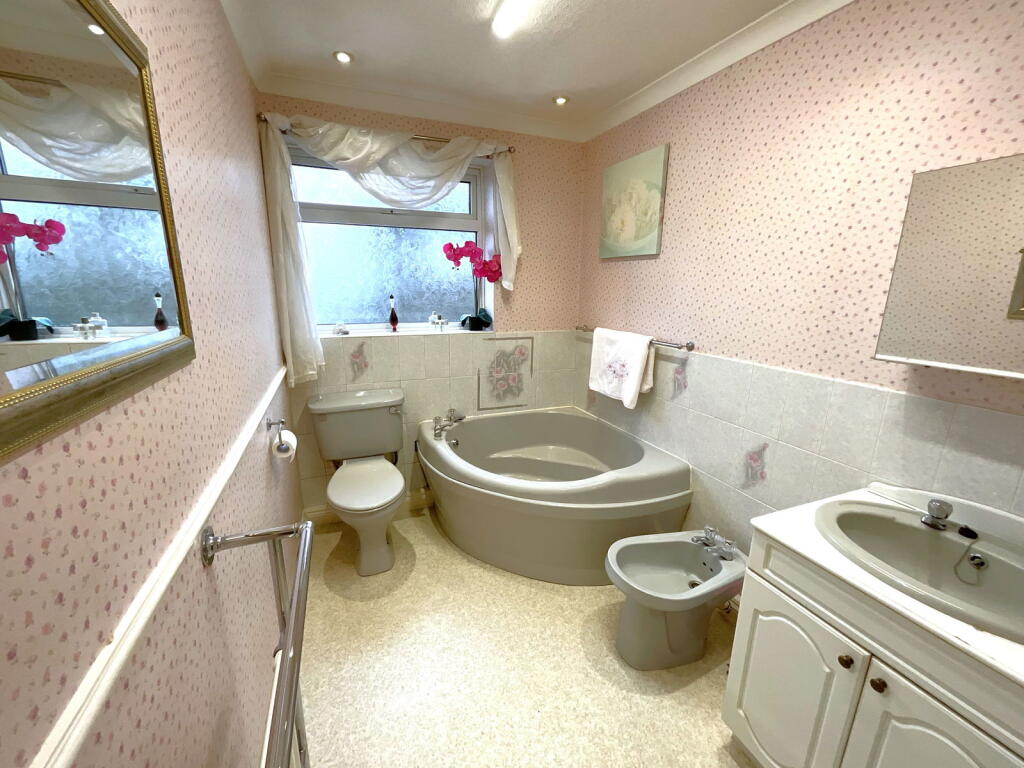 Additional image 13 of Ribbesford Close, Halesowen, B63 2AR