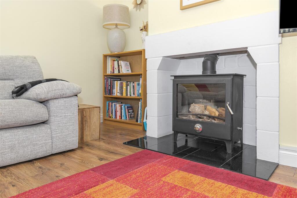 Additional image 5 of Mount Crescent, Winterbourne