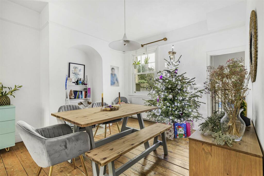 Additional image 3 of High Street, Newmarket