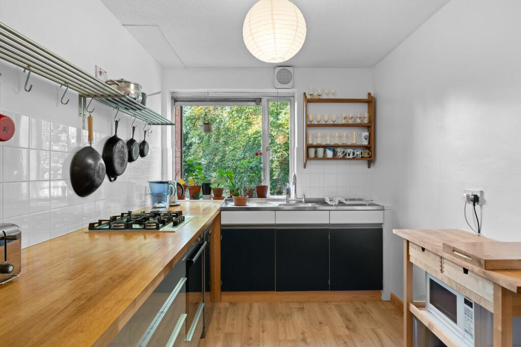 Additional image 5 of Marlborough Court, Cambridge, CB3