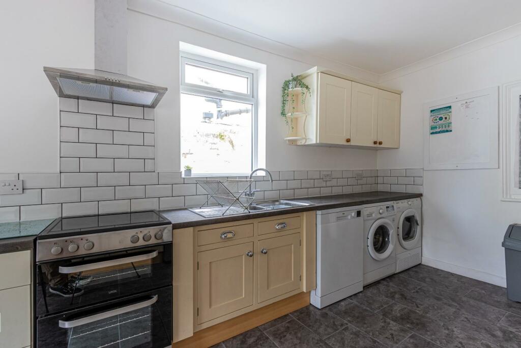 Additional image 5 of Newfoundland Road, Heath