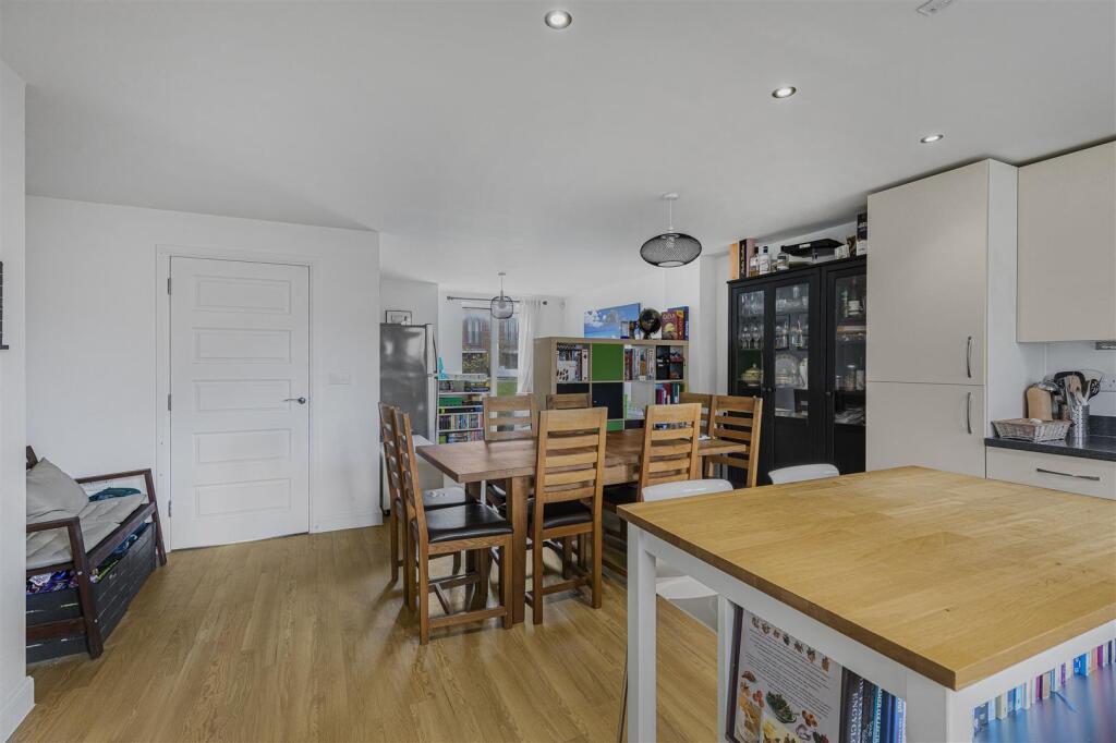 Additional image 4 of Renard Way, Trumpington