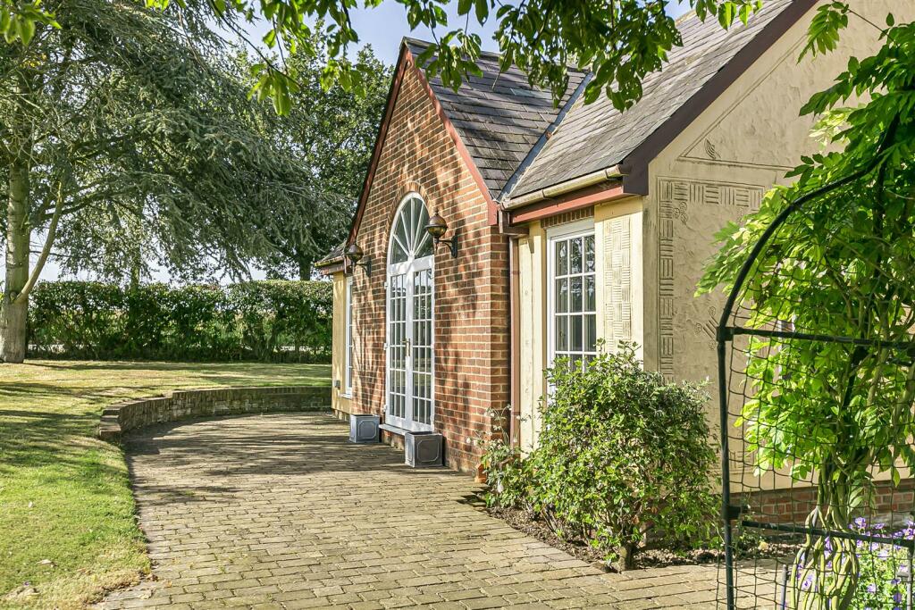 Additional image 31 of Thaxted Road, Little Sampford