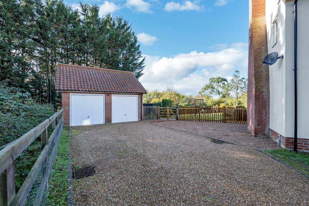 Additional image 24 of Clopton Park, Wickhambrook