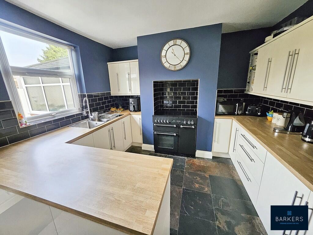 Additional image 4 of Ghyllroyd Avenue, Birkenshaw