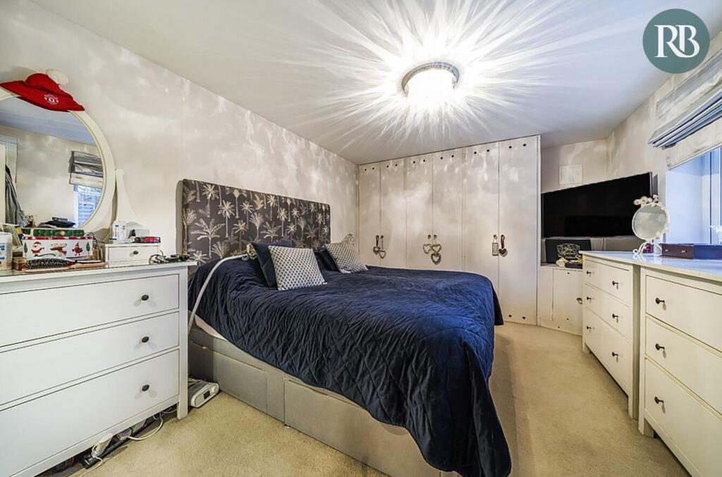 Additional image 14 of Croft Avenue, Southwick, Brighton, BN42 4AA