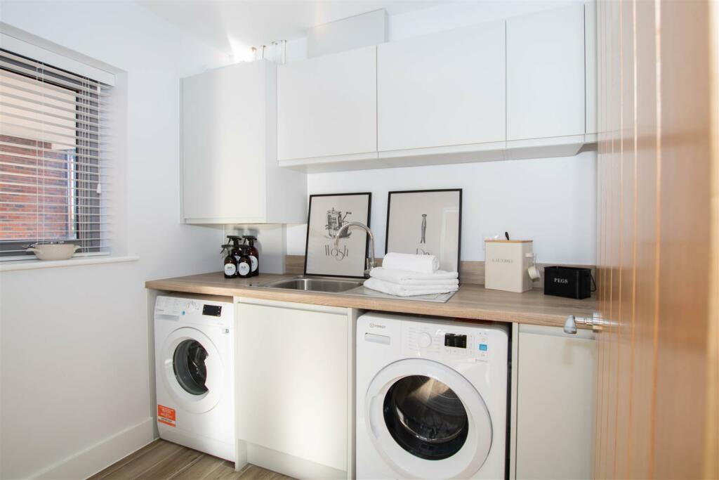 Additional image 7 of Poppy Field, Water Lane, Steeple Bumpstead