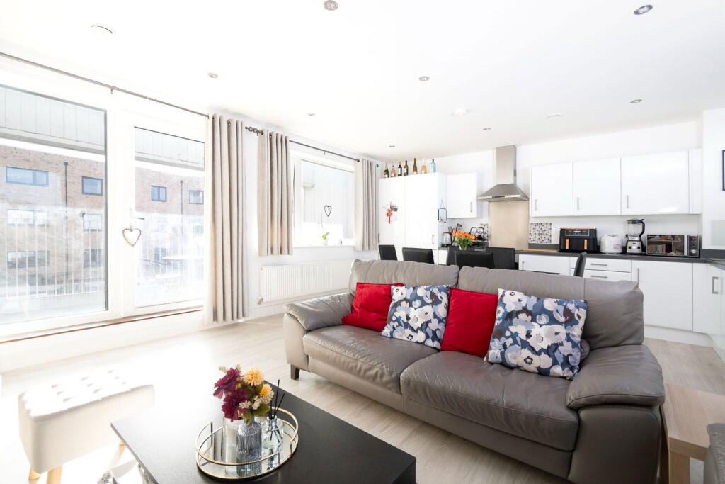 Additional image 2 of Dobson Way, Trumpington, Cambridge, CB2 9ES