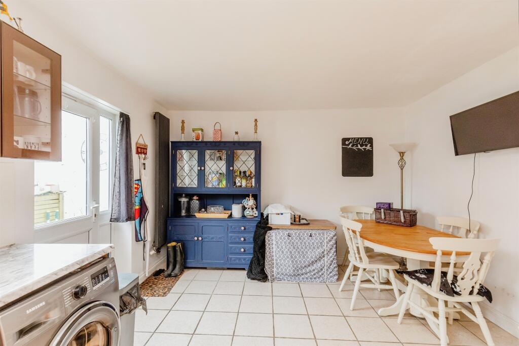 Additional image 10 of Bradley Crescent, Bristol