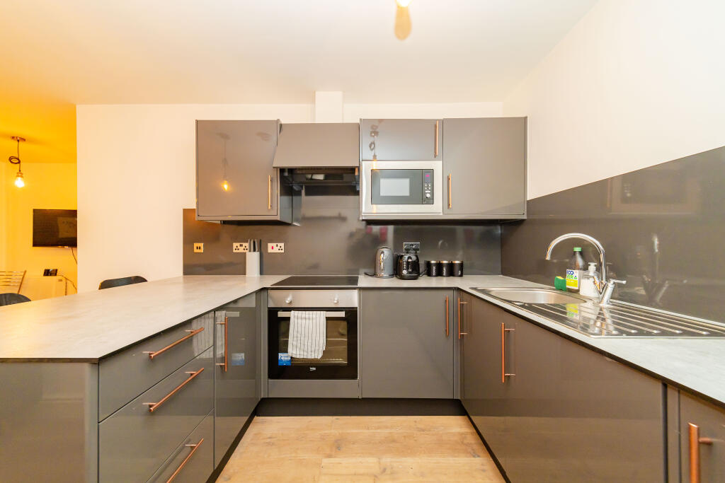 Additional image 4 of 15F Stone St, Brighton, BN1 2HB, United Kingdom