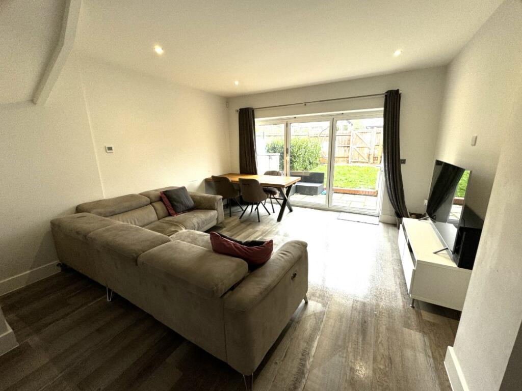 Additional image 3 of Christchurch Road, Ringwood, BH24